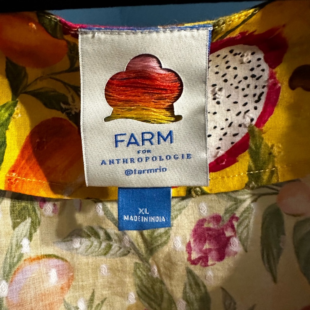 Farm Rio for Anthropologie Deep V Tie Front Crop Top - Picture 2 of 8